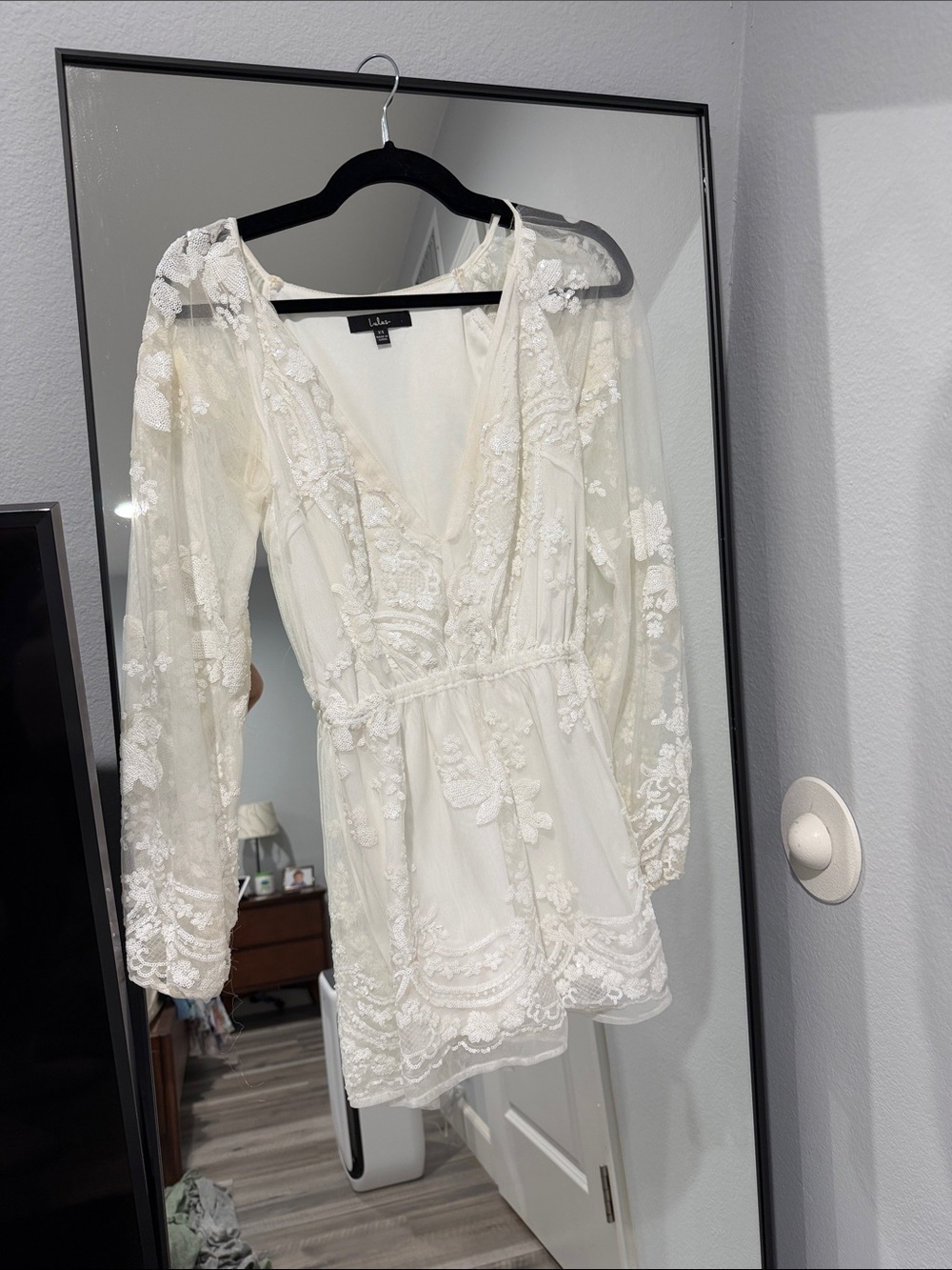 Lulu's Ivory Floral Lace V-Neck Romper
